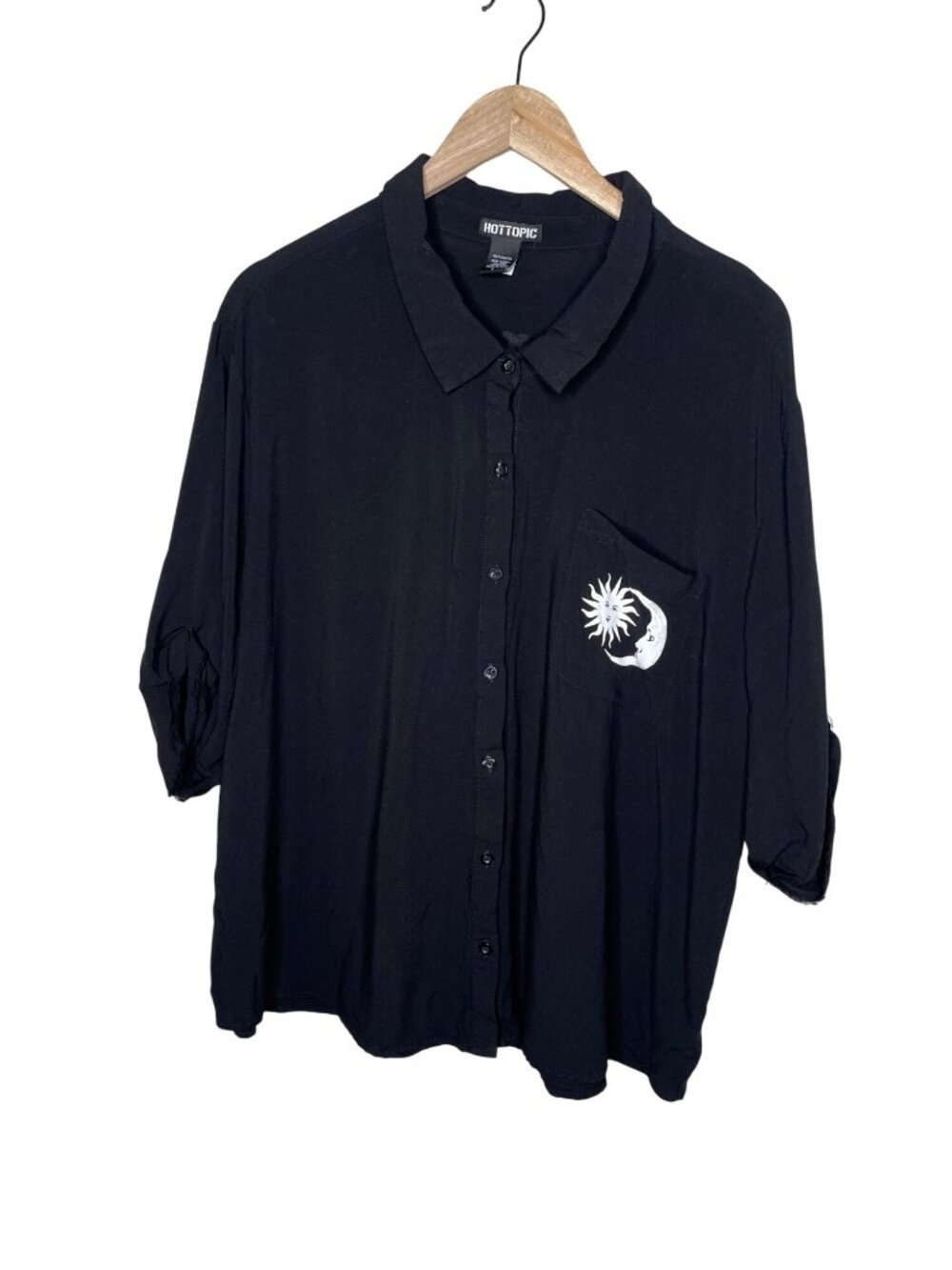 Hot Topic Plus Size Black Salem Button-Up Camp Shirt Skull Graphics Size 3X